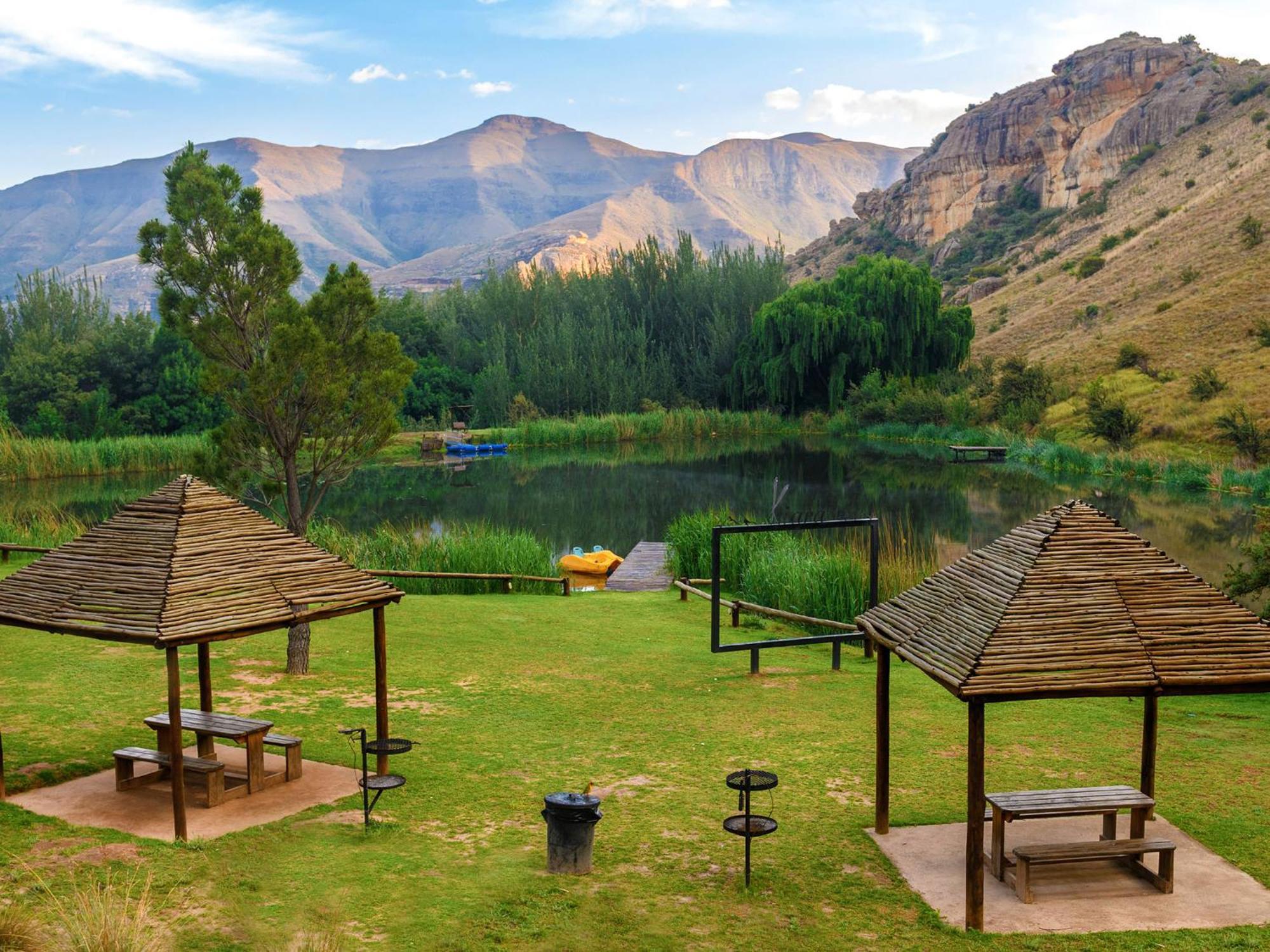 Kiara Lodge Clarens Exterior photo